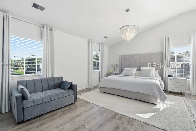 $565,000 | 7 Lakeside Drive, Bluffton, SC 29910