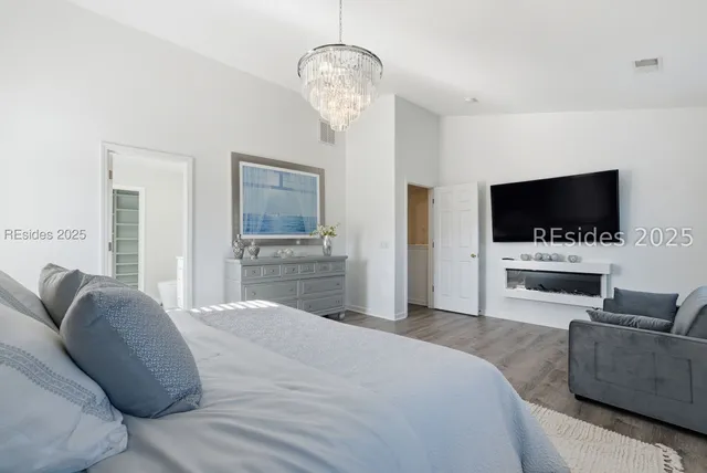 $565,000 | 7 Lakeside Drive, Bluffton, SC 29910