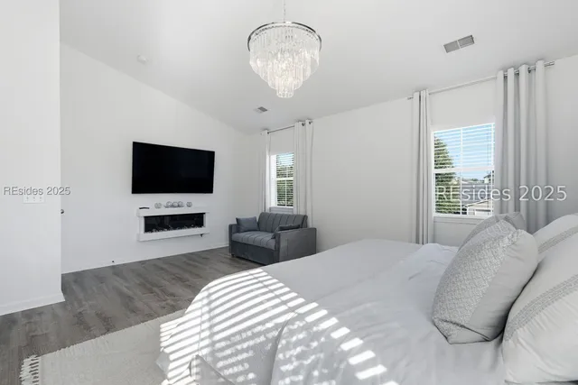 $565,000 | 7 Lakeside Drive, Bluffton, SC 29910