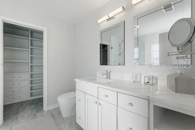 $565,000 | 7 Lakeside Drive, Bluffton, SC 29910