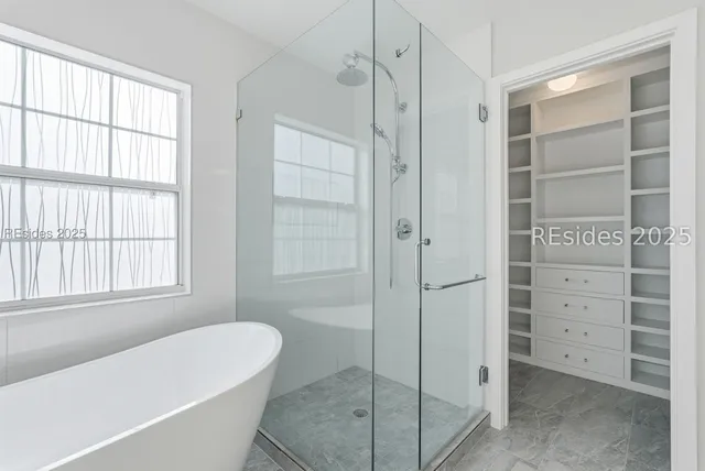 $565,000 | 7 Lakeside Drive, Bluffton, SC 29910