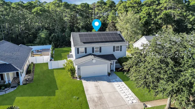 $565,000 | 7 Lakeside Drive, Bluffton, SC 29910