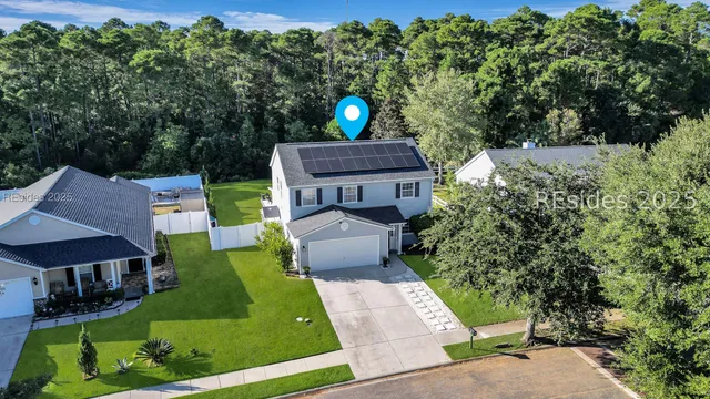 $565,000 | 7 Lakeside Drive, Bluffton, SC 29910