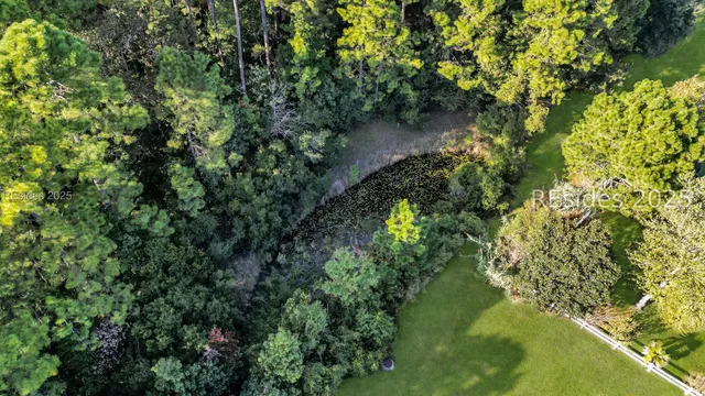 $565,000 | 7 Lakeside Drive, Bluffton, SC 29910