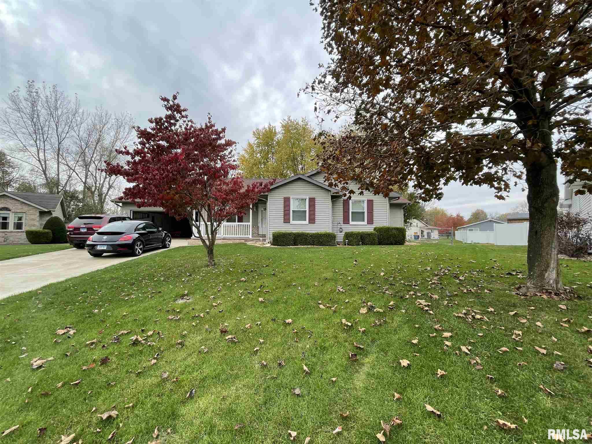 2805 Biscayne Drive Springfield, IL 62707 - Photo 1 of 27