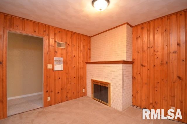 809 West Ridge Road Peoria, IL 61614 - Photo 20 of 25 Gallery Image 20