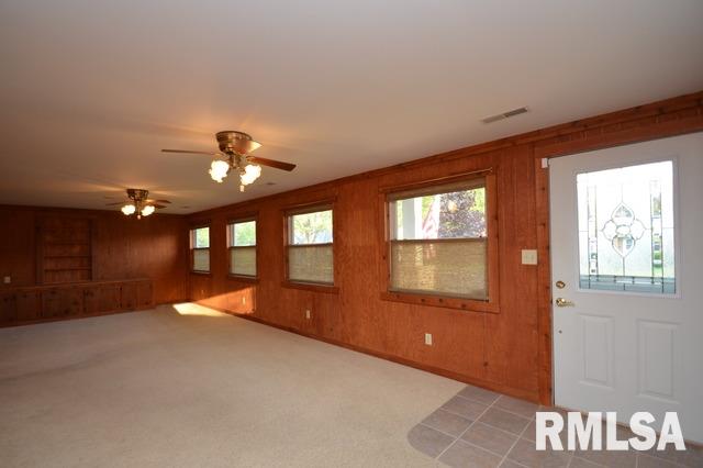 809 West Ridge Road Peoria, IL 61614 - Photo 2 of 25 Gallery Image 2