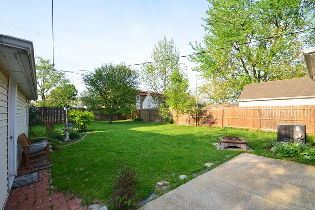 809 West Ridge Road Peoria, IL 61614 - Photo 24 of 25 Gallery Image 24