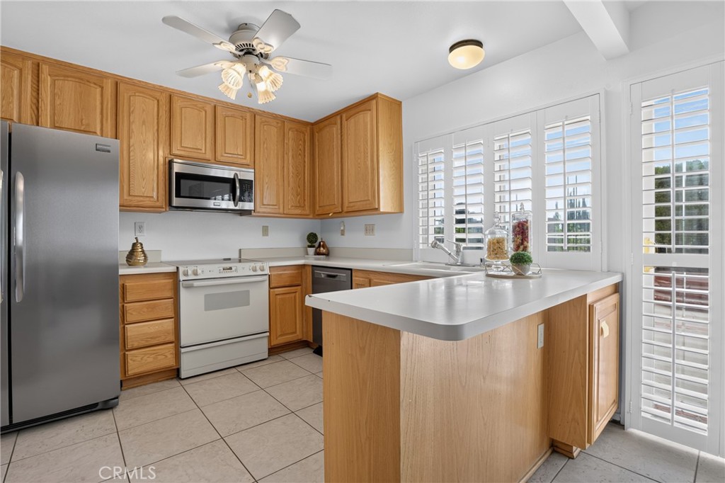 11656 Amigo Avenue Porter Ranch, CA 91326 - Photo 13 of 45