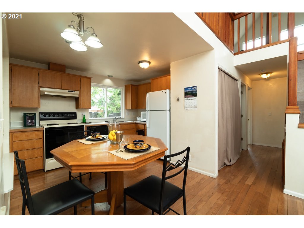 6572 Main Street Springfield, OR 97478 - Photo 4 of 21 Gallery Image 4