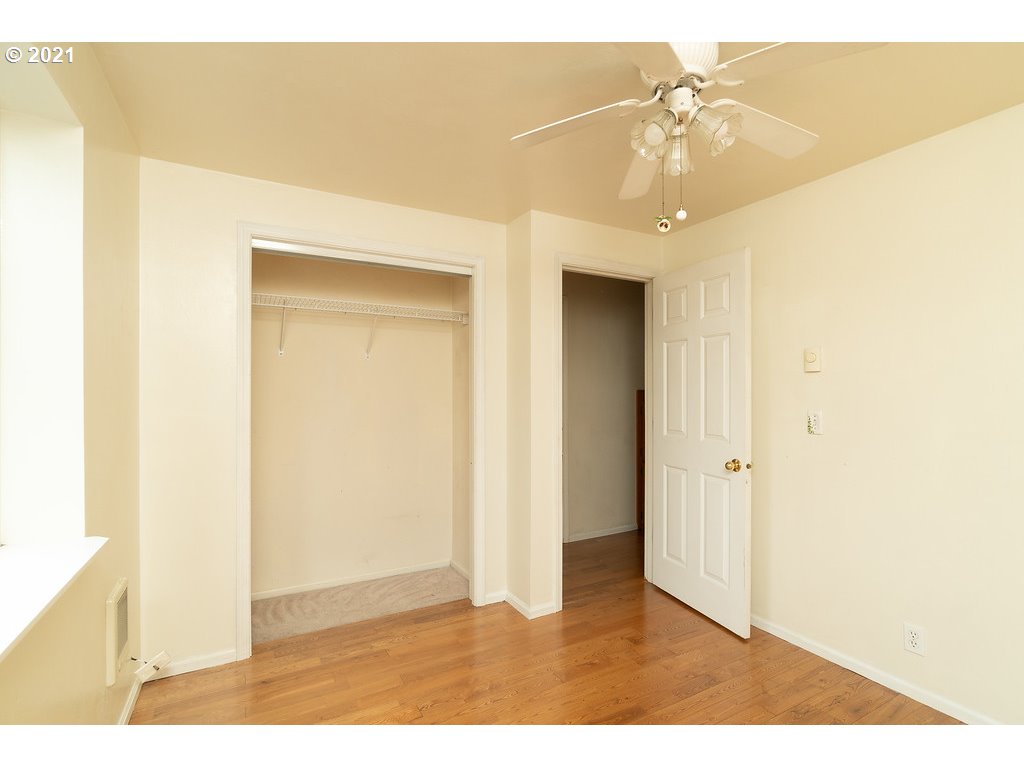 6572 Main Street Springfield, OR 97478 - Photo 9 of 21 Gallery Image 9