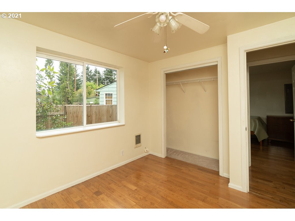 6572 Main Street Springfield, OR 97478 - Photo 10 of 21 Gallery Image 10