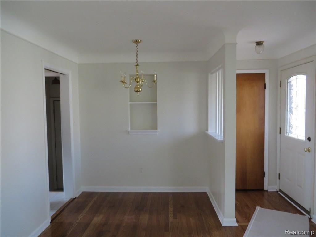9311 Merriman Road Livonia, MI 48150 - Photo 6 of 14