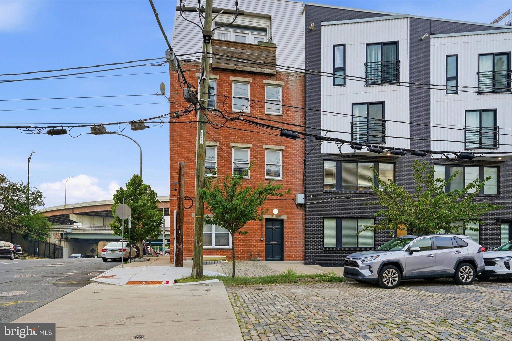 400 North Front Street, Unit E Philadelphia, PA 19123 - Photo 11 of 15 Gallery Image 11