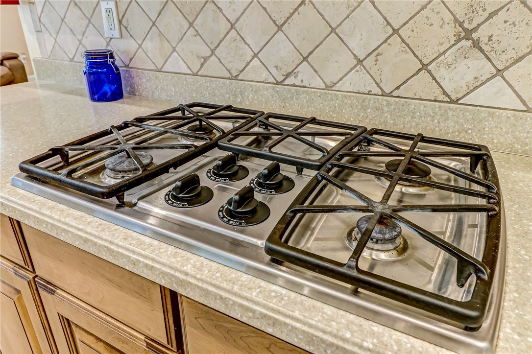 96411 Blackrock Road Yulee, FL 32097 - Photo 13 of 34 a close up of a stove top oven