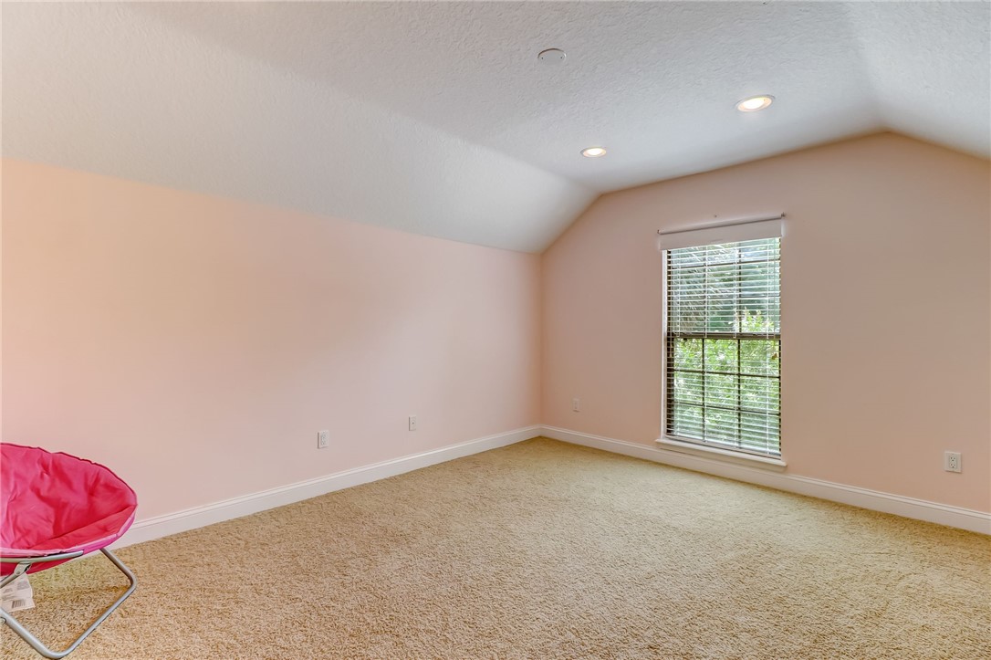 96411 Blackrock Road Yulee, FL 32097 - Photo 26 of 34 an empty room with windows