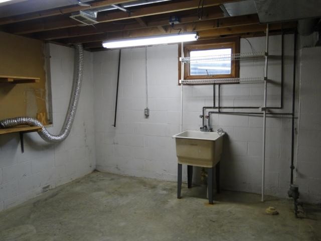 7246 Calkins Road Flint, MI 48532 - Photo 16 of 17 21437484-15.JPG