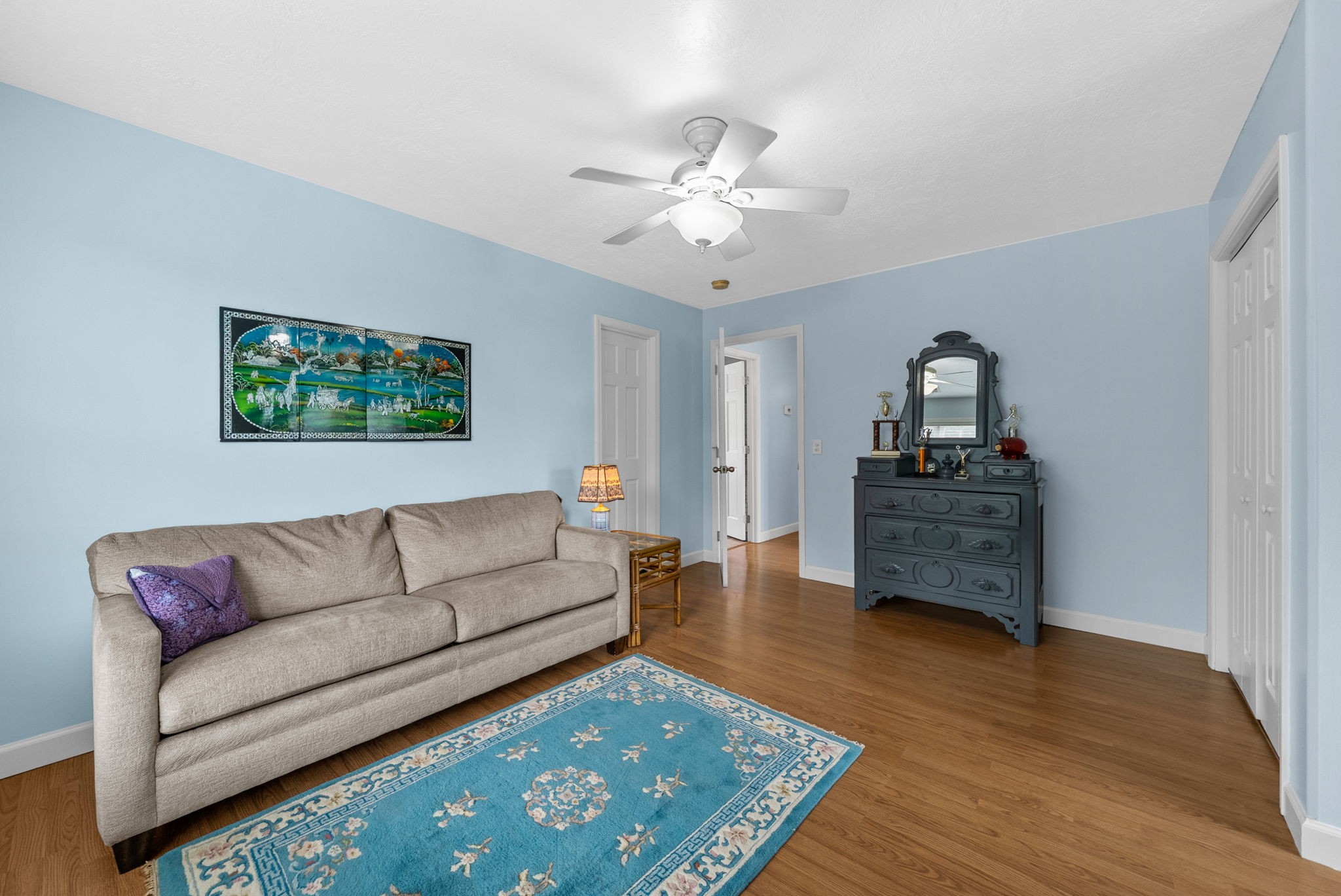 3989 Cadiz Road Bumpus Mills, TN 37028 - Photo 39 of 97 a living room with furniture and a rug