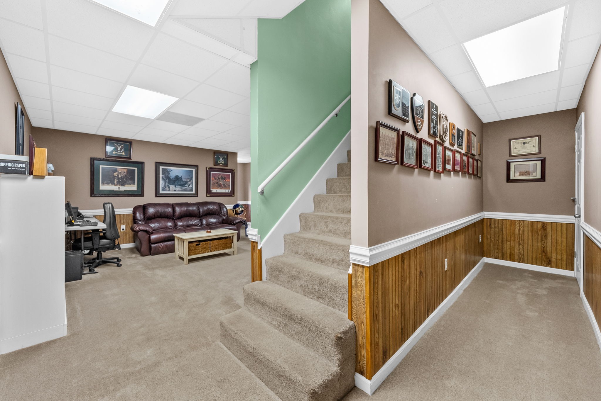 3989 Cadiz Road Bumpus Mills, TN 37028 - Photo 44 of 97 a view of entryway and hall