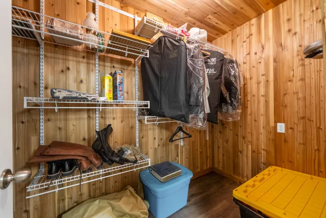 $1,200,000 | 3989 Cadiz Road, Bumpus Mills, TN 37028