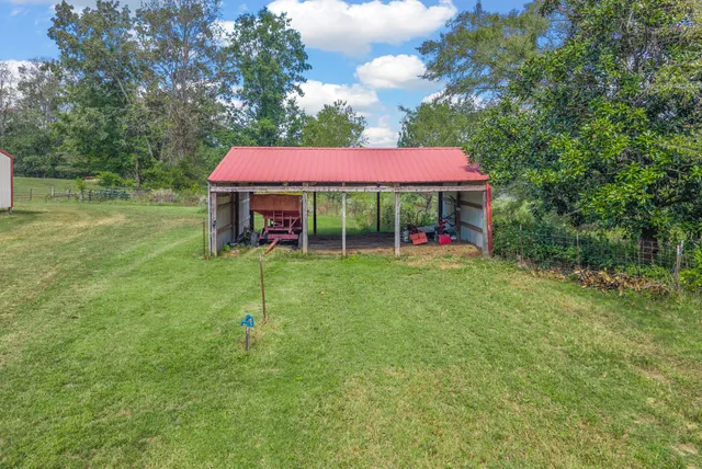 $1,175,000 | 3989 Cadiz Road, Bumpus Mills, TN 37028