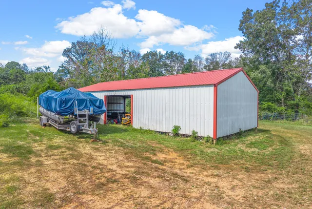 $1,175,000 | 3989 Cadiz Road, Bumpus Mills, TN 37028
