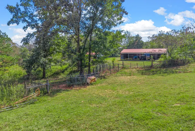 $1,200,000 | 3989 Cadiz Road, Bumpus Mills, TN 37028