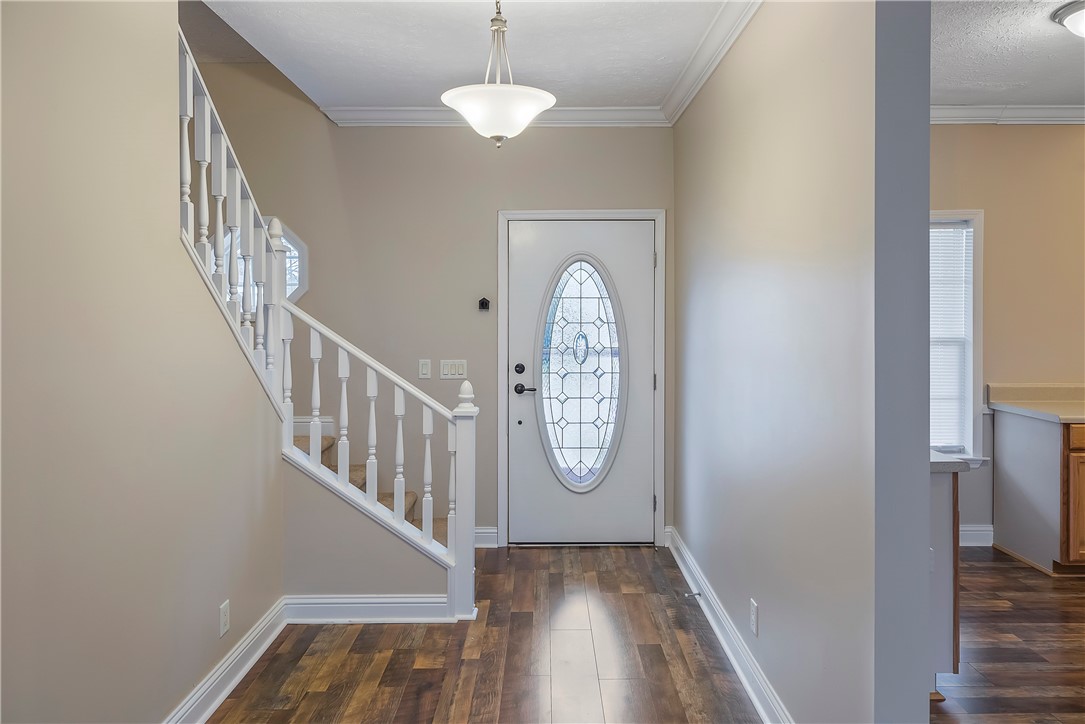 704 Old Asbury Road Anderson, SC 29625 - Photo 4 of 39 Gallery Image 4