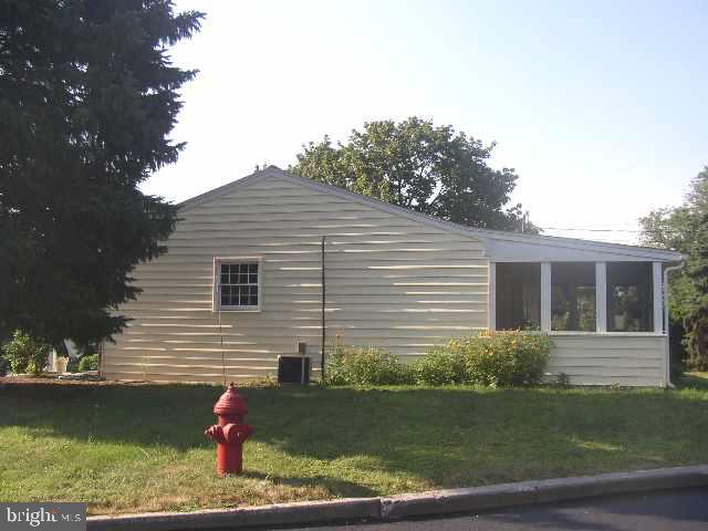 125 Robin Road Hershey, PA 17033 - Photo 9 of 9 Gallery Image 9