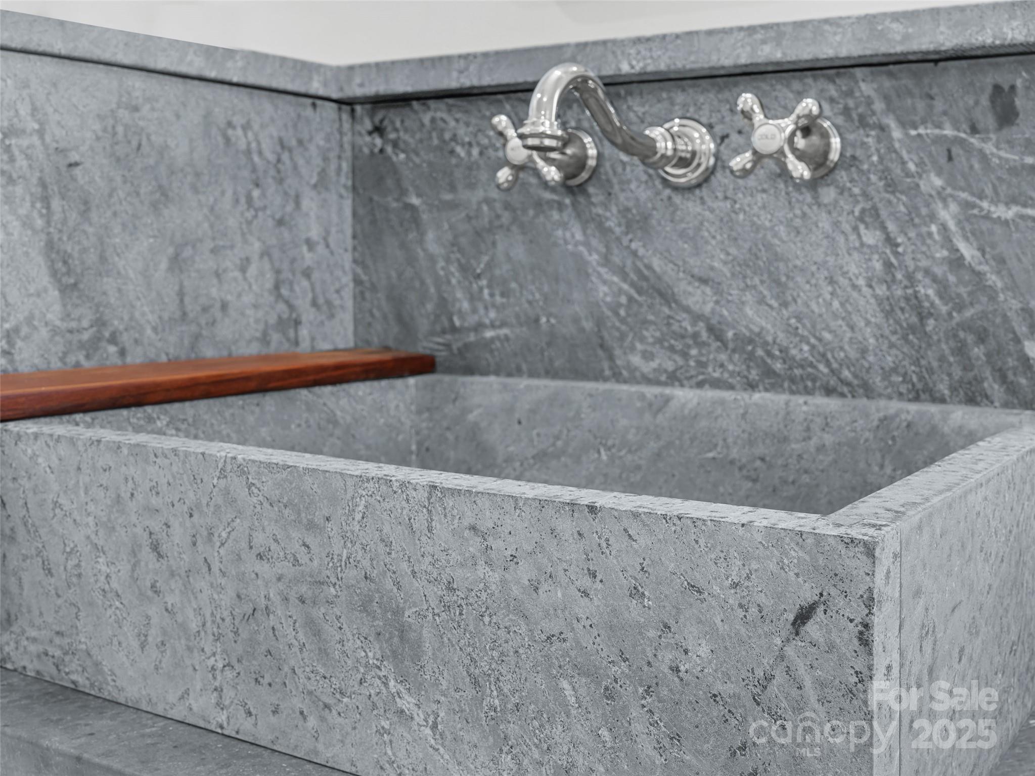 505 North Country Club Road Brevard, NC 28712 - Photo 33 of 48 a view of small space