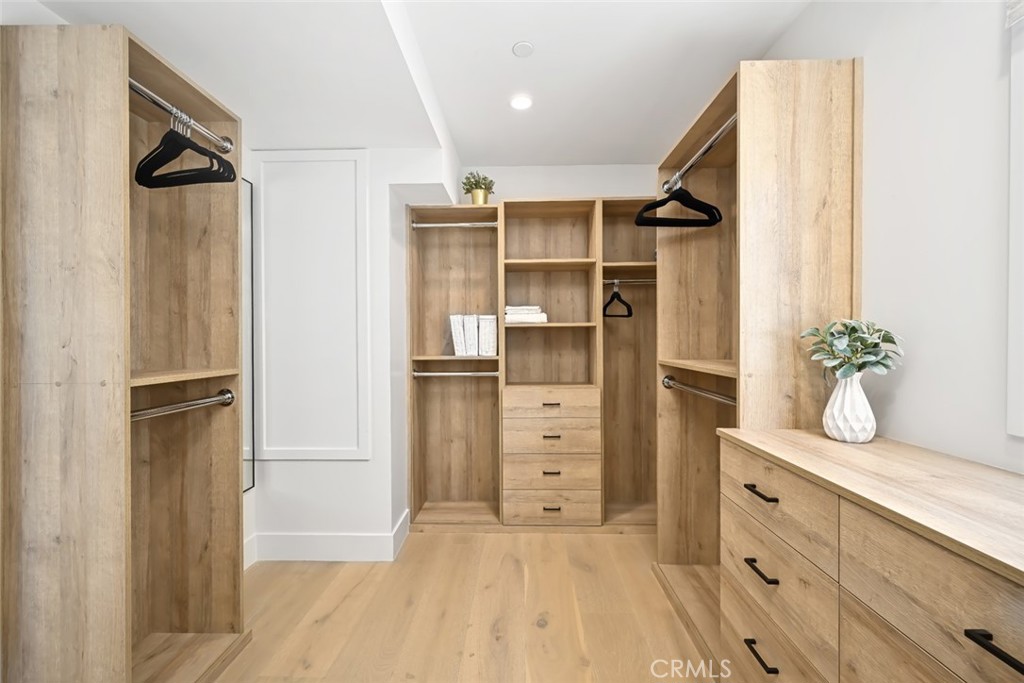 413 Edgewater Place Newport Beach, CA 92661 - Photo 24 of 59