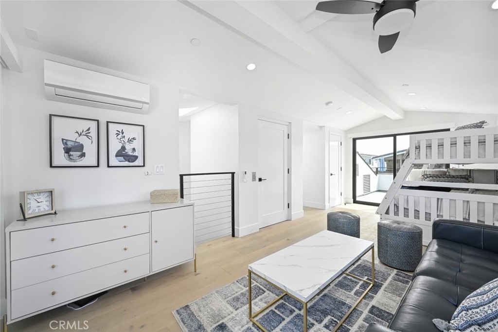 413 Edgewater Place Newport Beach, CA 92661 - Photo 34 of 59