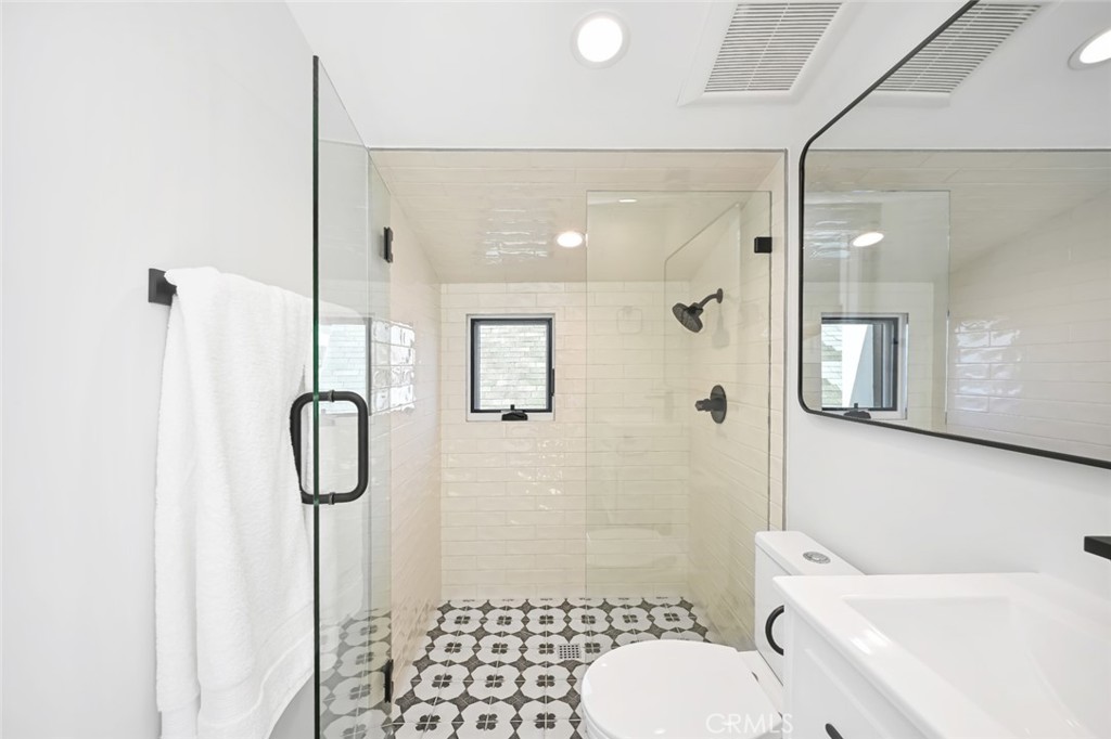 413 Edgewater Place Newport Beach, CA 92661 - Photo 40 of 59