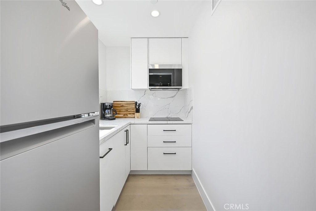 413 Edgewater Place Newport Beach, CA 92661 - Photo 46 of 59 ADU Kitchen