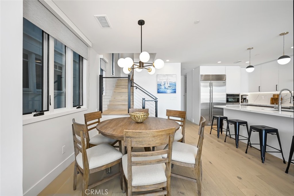 413 Edgewater Place Newport Beach, CA 92661 - Photo 9 of 59