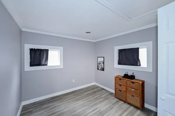 $299,999 | 3 Hollywood Avenue, Raymond, NH 03077