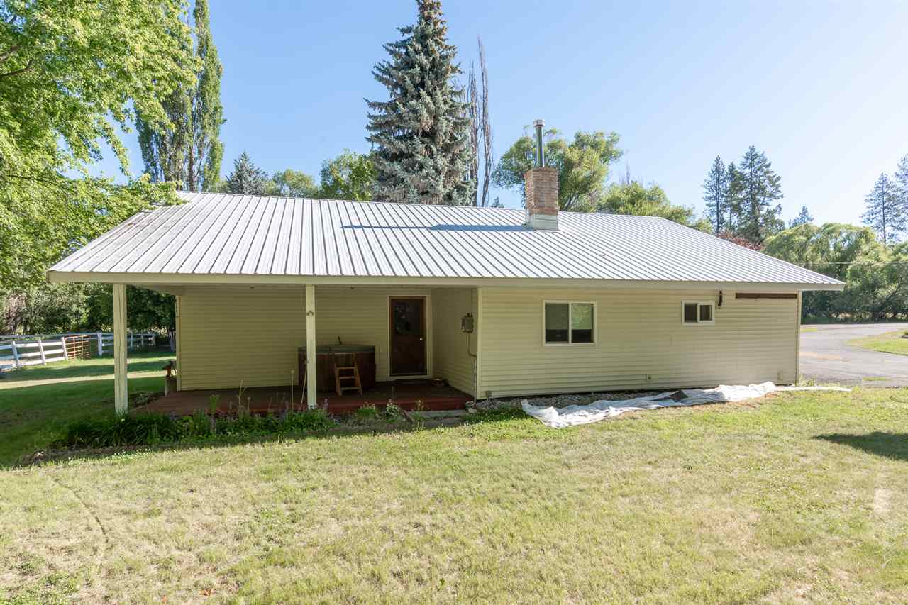 3986 Highway 231 Springdale, WA 99173 - Photo 4 of 20