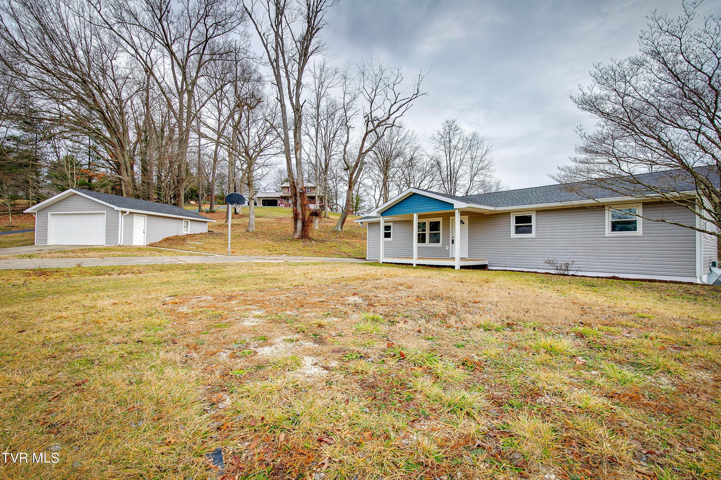 156 Ridgemont Road Church Hill, TN 37642 - Photo 2 of 38 1