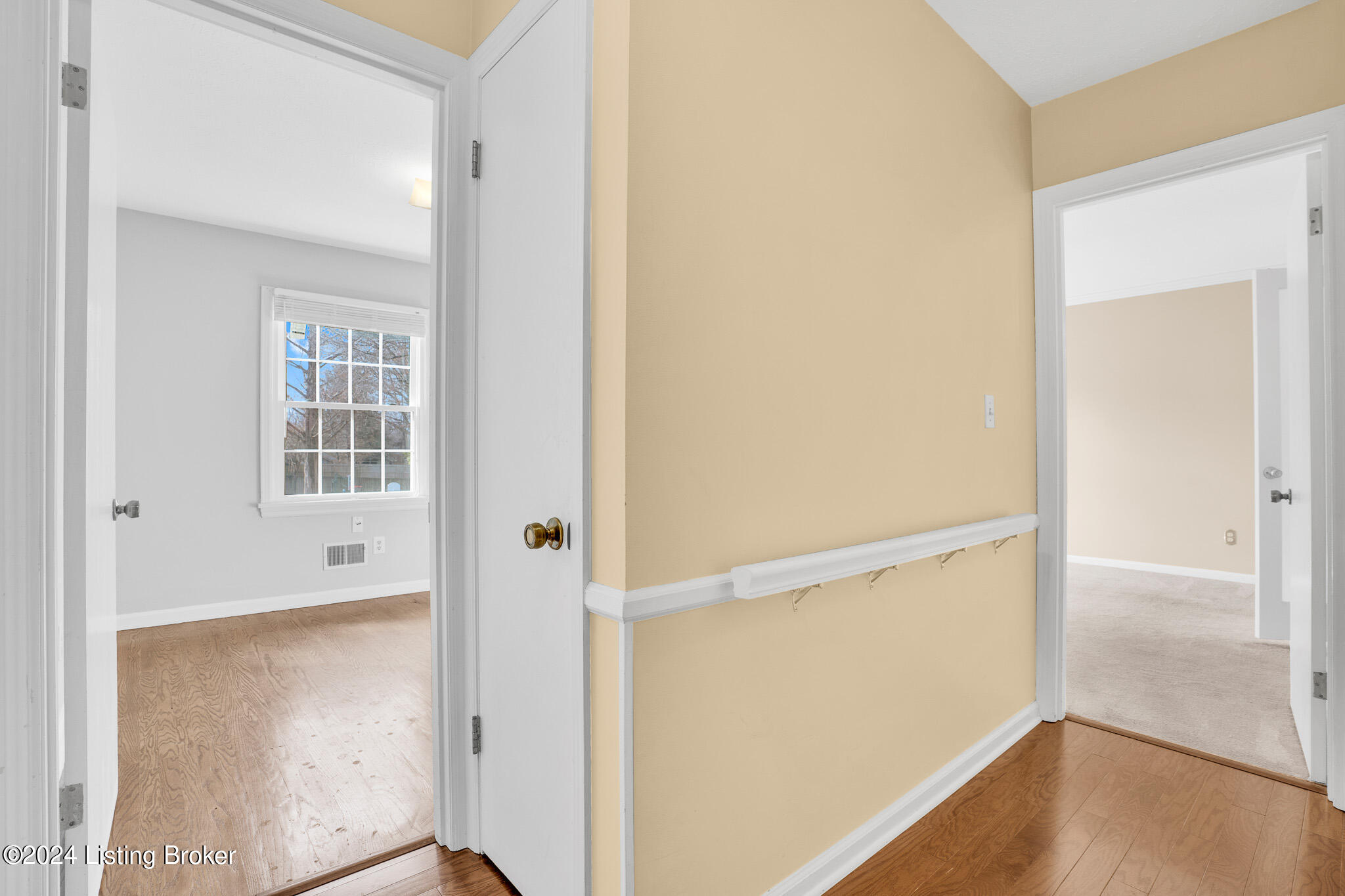 7210 Edcoe Road Louisville, KY 40228 - Photo 27 of 61 DSC03060