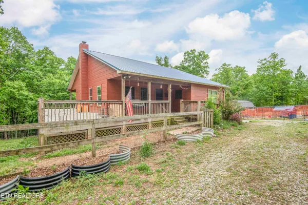 $539,900 | 117 Coyote Lane, Oneida, TN 37841