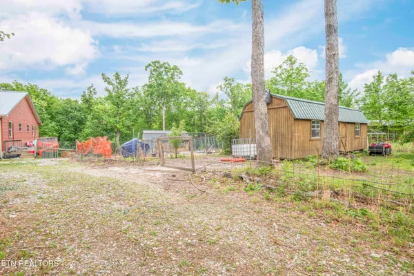 $539,900 | 117 Coyote Lane, Oneida, TN 37841
