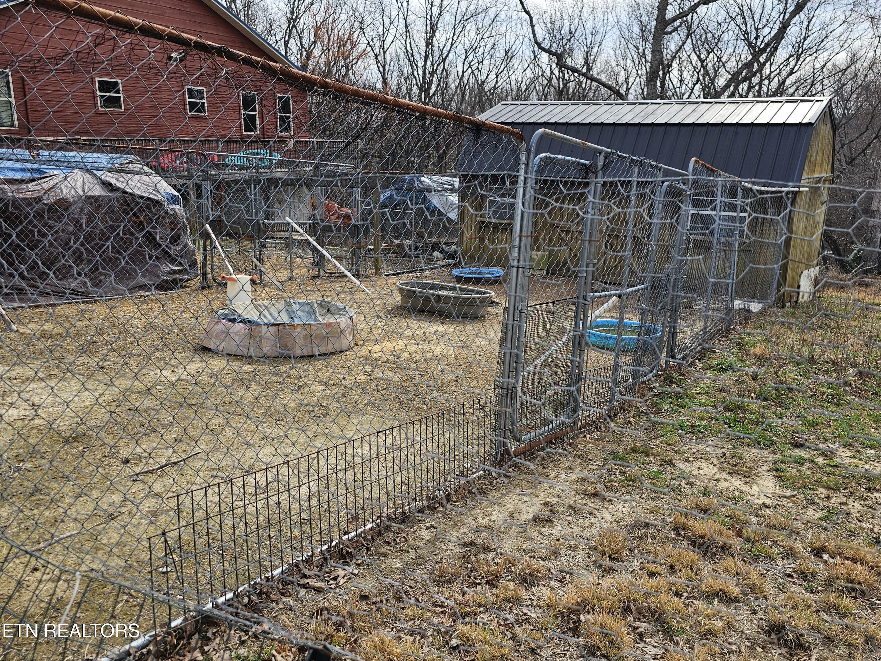 117 Coyote Lane Oneida, TN 37841 - Photo 46 of 60 Outside