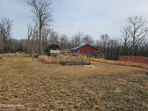 $539,900 | 117 Coyote Lane, Oneida, TN 37841