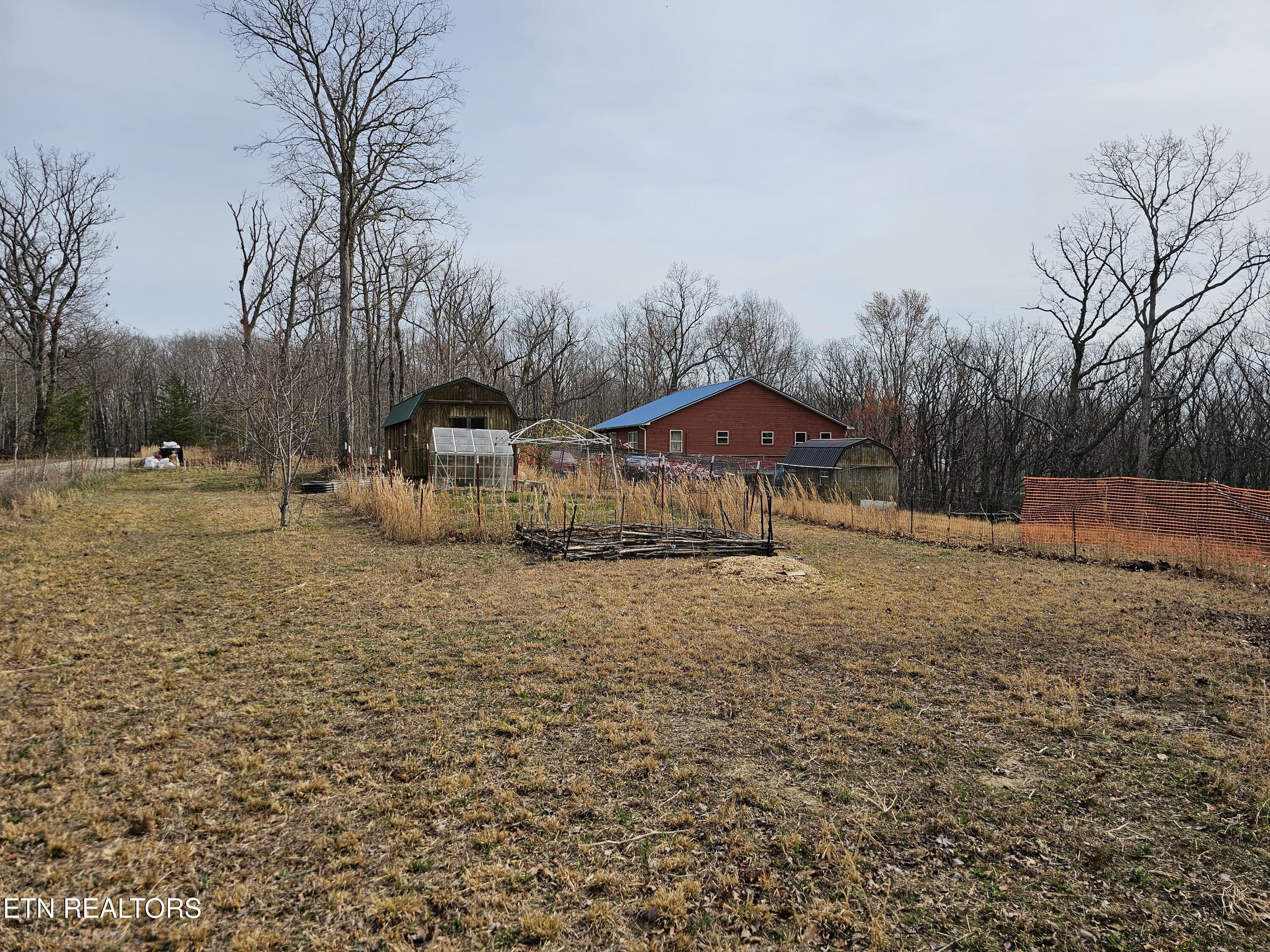 117 Coyote Lane Oneida, TN 37841 - Photo 54 of 60 Side View
