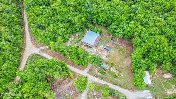 $539,900 | 117 Coyote Lane, Oneida, TN 37841