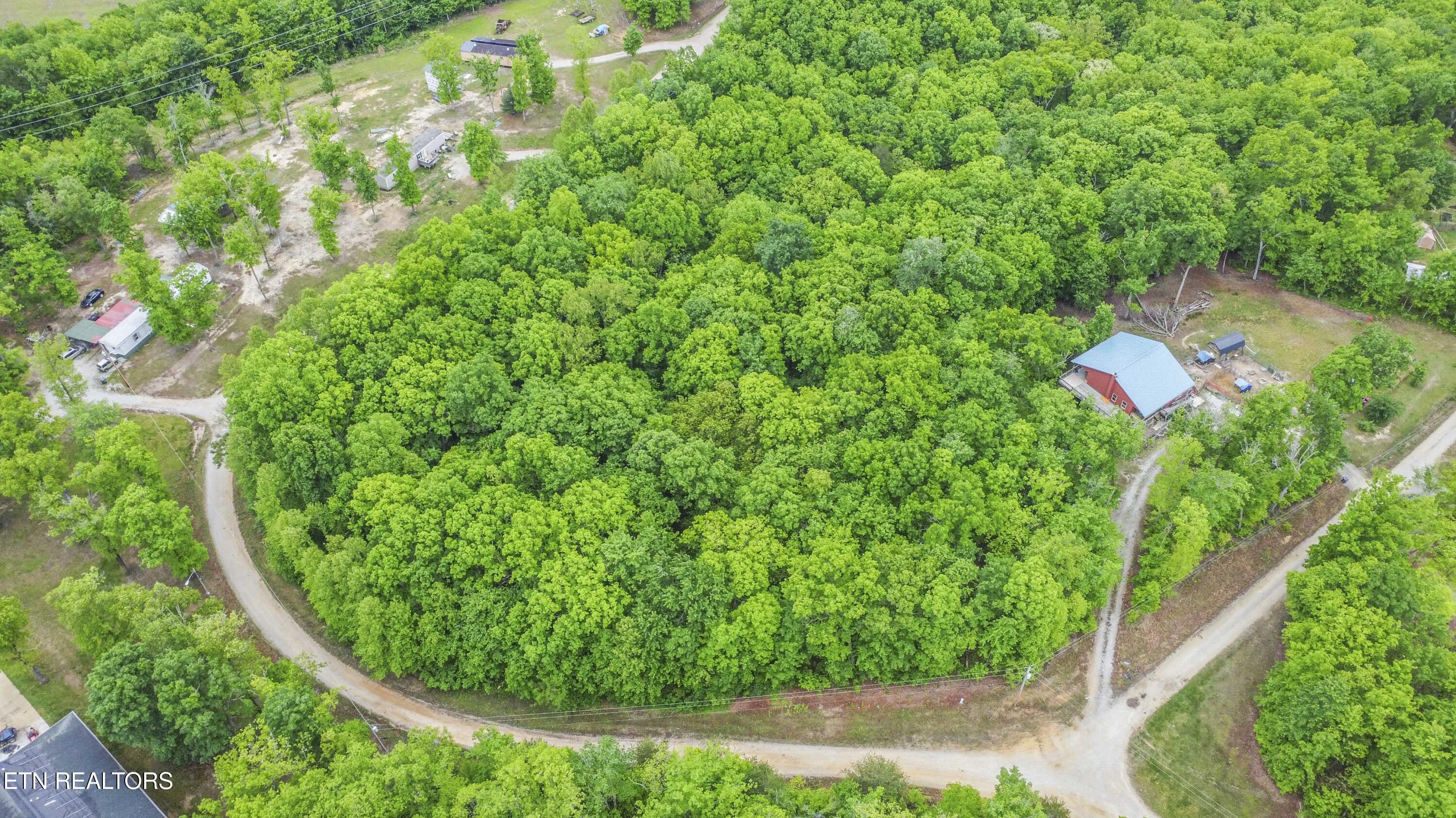 117 Coyote Lane Oneida, TN 37841 - Photo 57 of 60 drone 10_1