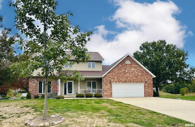 $367,000 | 5145 West Divernon Road, Auburn, IL 62615