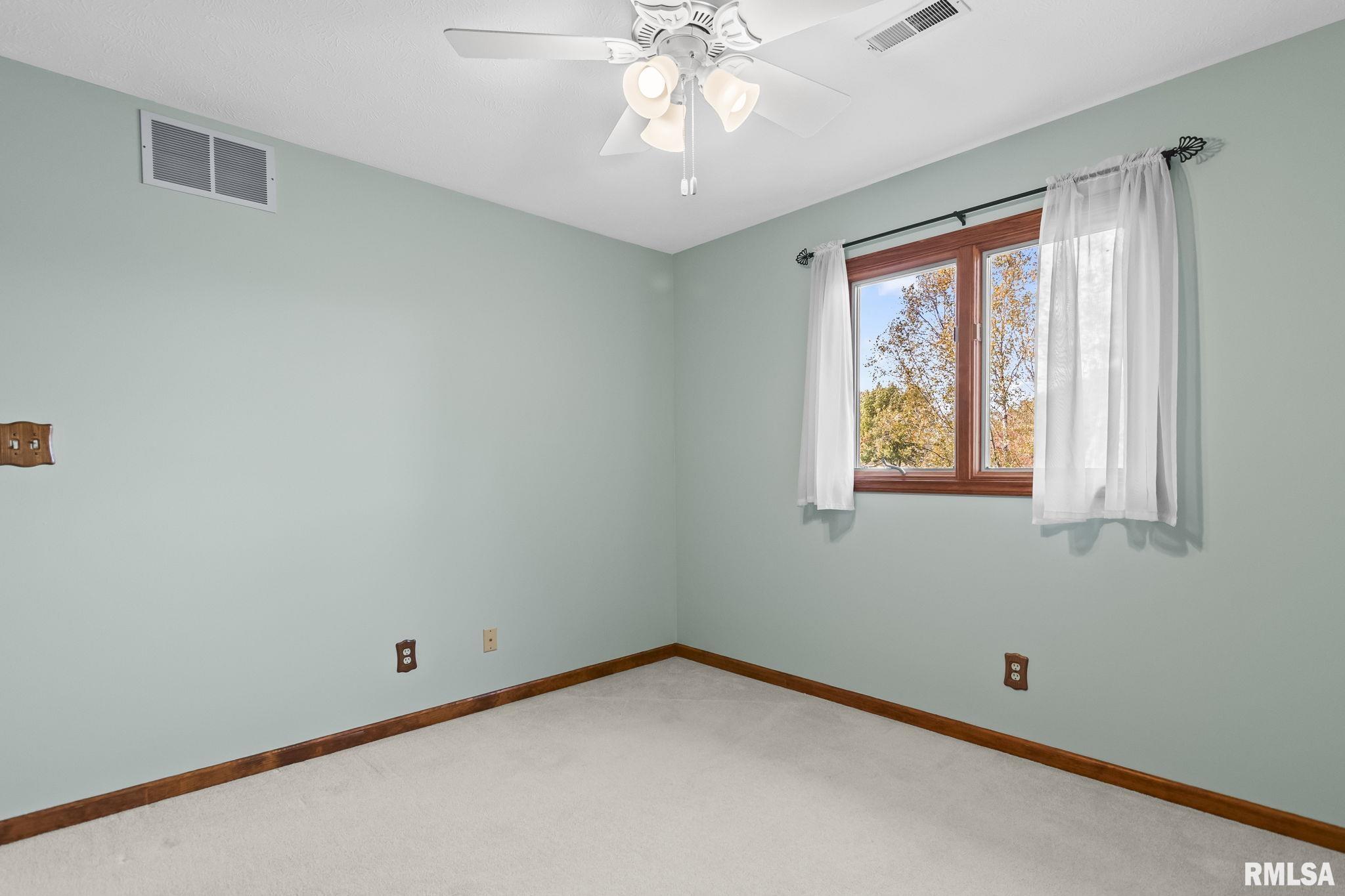 5145 West Divernon Road Auburn, IL 62615 - Photo 21 of 57 Gallery Image 21