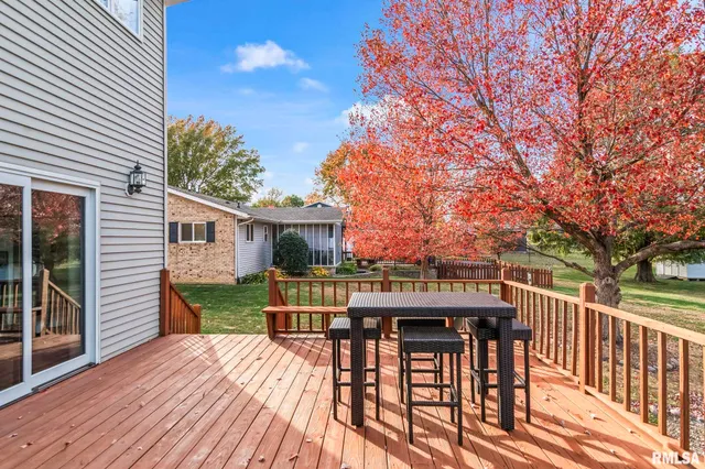 $356,000 | 5145 West Divernon Road, Auburn, IL 62615