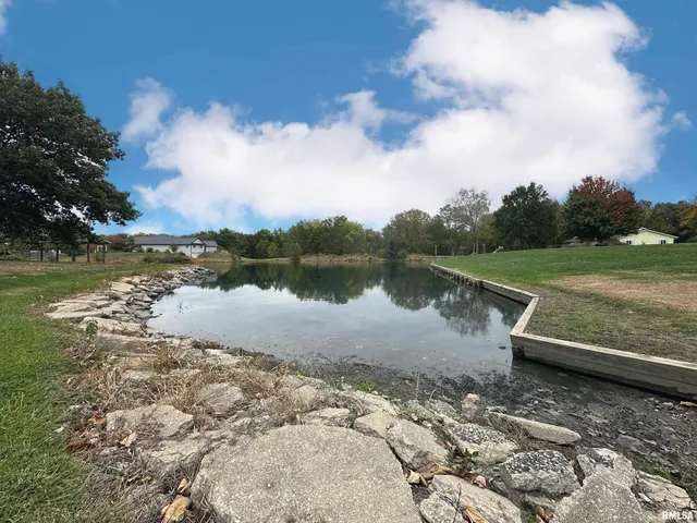 $367,000 | 5145 West Divernon Road, Auburn, IL 62615